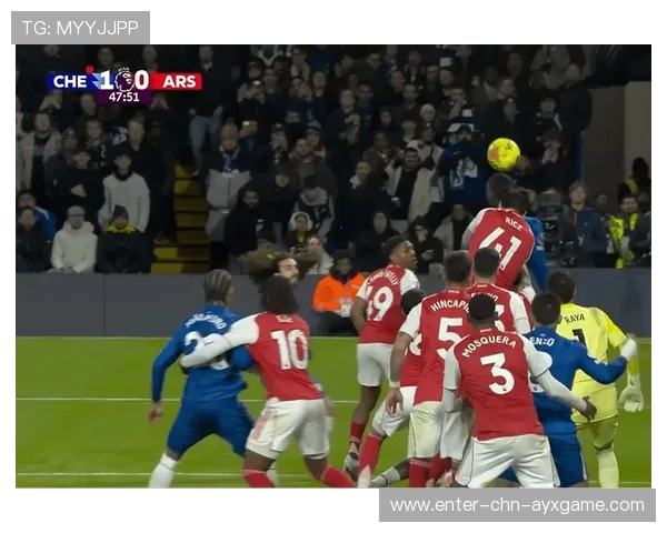 切尔西詹姆斯弧顶远射皮球入网全场沸腾
