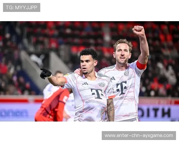 德甲拜仁连续完成整条边路推进,压制力十足