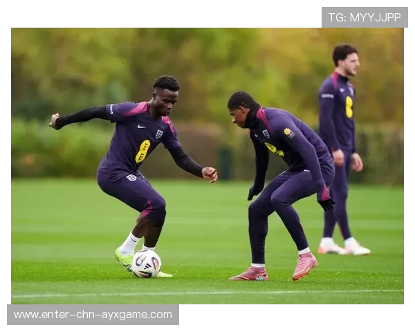 世界杯预选赛进入关键期,多队选择封闭训练 世界杯预选赛进入关键期,多队选择封闭训练