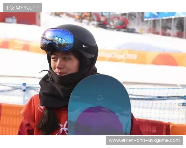 单板滑雪U型池比赛花式动作频出，评分标准引争论